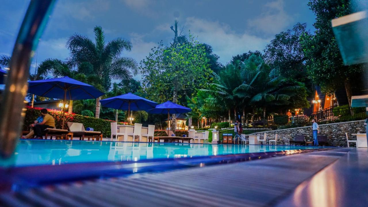Royal Classic Resort Канди Экстерьер фото