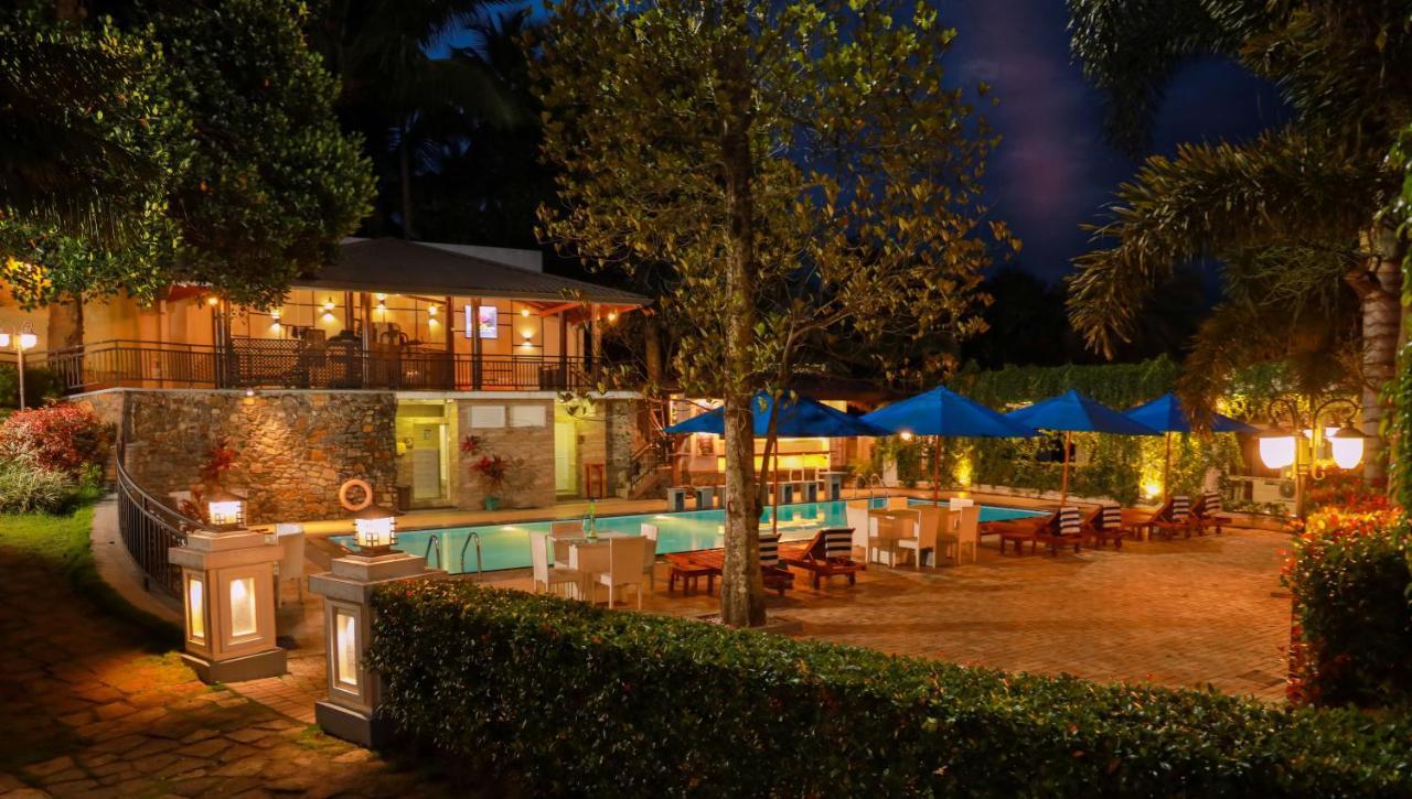 Royal Classic Resort Канди Экстерьер фото