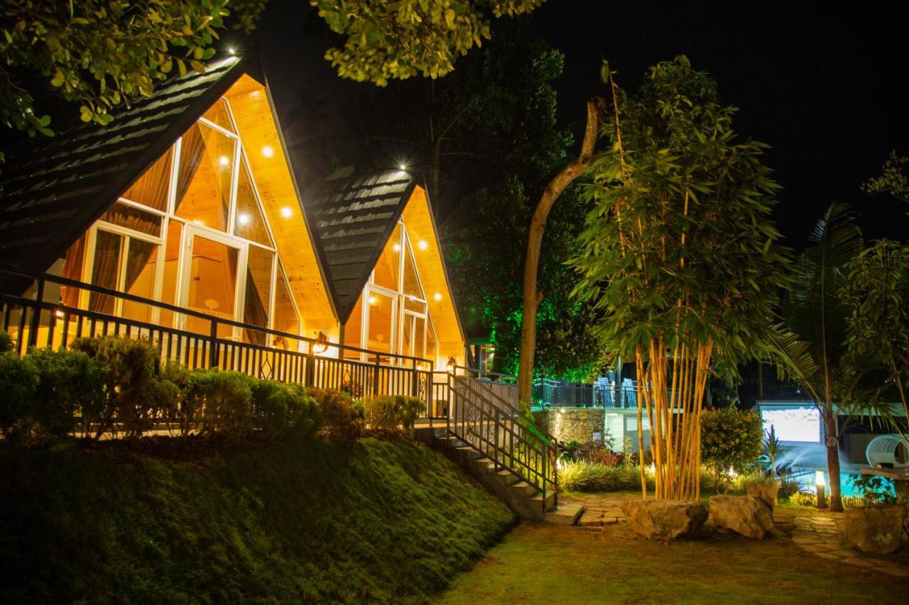 Royal Classic Resort Канди Экстерьер фото